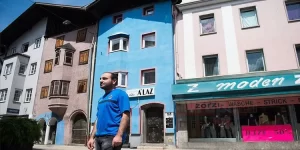 Avusturya'da yaşayan Trabzonlu Ahmet Akyurt, sahibi olduğu tarihi binayı taraftarı