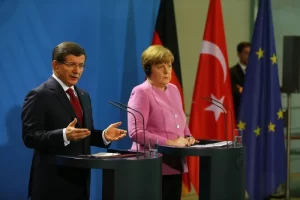 Başbakan Davutoğlu, "DEAŞ insanlığa yönelik bir tehdittir ve Türkiye-Almanya birlikte