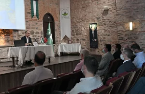 Osmangazi Belediyesi tarafından düzenlenen ‘Batı Trakya Türk Cumhuriyeti’ adlı söyleşiye