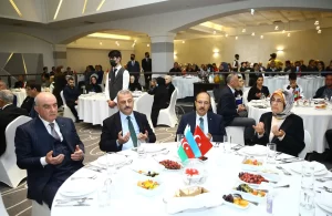 Azerbaycan Türkiye İş Adamları Birliğinin (ATİB) düzenlediği iftar, iki ülkenin