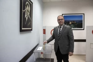 Yunanistan'da, Türkiye'deki 14 Mayıs seçimleri için oy kullanma işlemi başladı