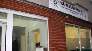 Almanya'da Avrupalı Türk Demokratlar Birliği (UETD) Essen şubesine kimliği belirsiz