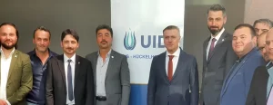 Uluslararası Demokratlar Birliği (UID) Teşkilatı Hückenhoven şehrindeki Gymnasium’a 500 adet