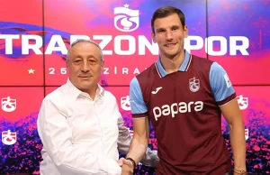 Trabzonspor Kulübü, renklerine kattığı Borna Barisic ve John David Lundstram