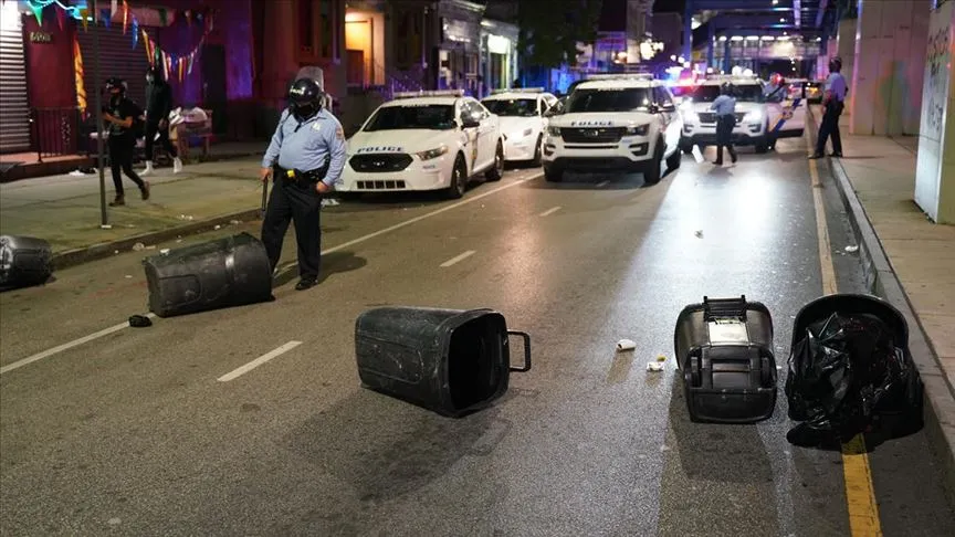 ABD'nin Philadelphia kentinde protestolar nedeniyle sokağa çıkma yasağı