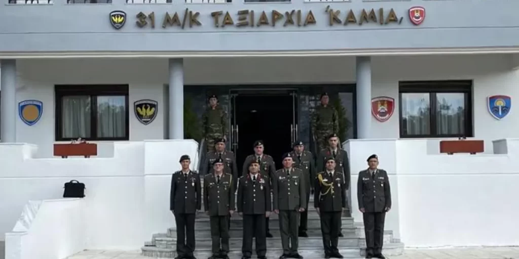 Türk askeri heyeti Piyade Tugay Komutanlığını ziyaret etti