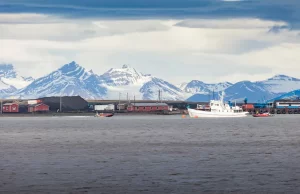 Svalbard, Norveç’e bağlı Arktik Okyanusu’nda yer alan takımadalar, dünyanın en