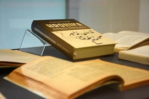 Bosna Hersek'in başkenti Saraybosna'daki tarihi Gazi Hüsrev Bey Kütüphanesinin