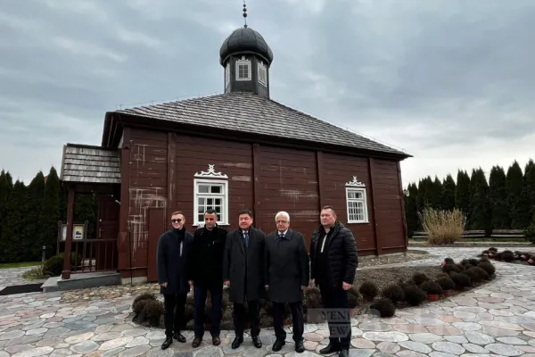 Dr. Çevik Polonya’da Tatar Türkleriyle buluştu