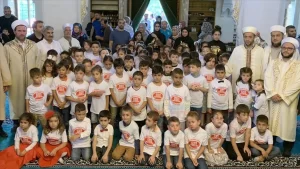 Almanya'nın başkenti Berlin'de okula başlayan öğrenciler için 'Bed-i Besmele' dua