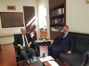 Sırakaya, YÖK Başkan Vekili Prof. Dr. Er ile görüştü.