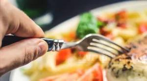   Ramazan boyunca oruç tutan ve metabolizmaları yavaşlayan kalp hastalarının,