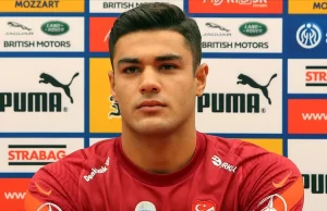 İngiltere Premier Lig'in son şampiyonu Liverpool'da forma giyen milli futbolcu
