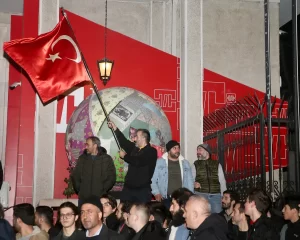 İsveç'te Kur'an-ı Kerim yakılması, Beyoğlu'ndaki İsveç Başkonsolosluğu önünde protesto