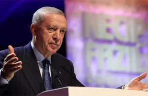 Cumhurbaşkanı Recep Tayyip Erdoğan, "Necip Fazıl'ın şiirleri medeniyetimize düşülmüş birer
