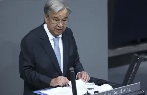 Birleşmiş Milletler (BM) Genel Sekreteri Antonio Guterres, Almanların BioNTech'in kurucuları