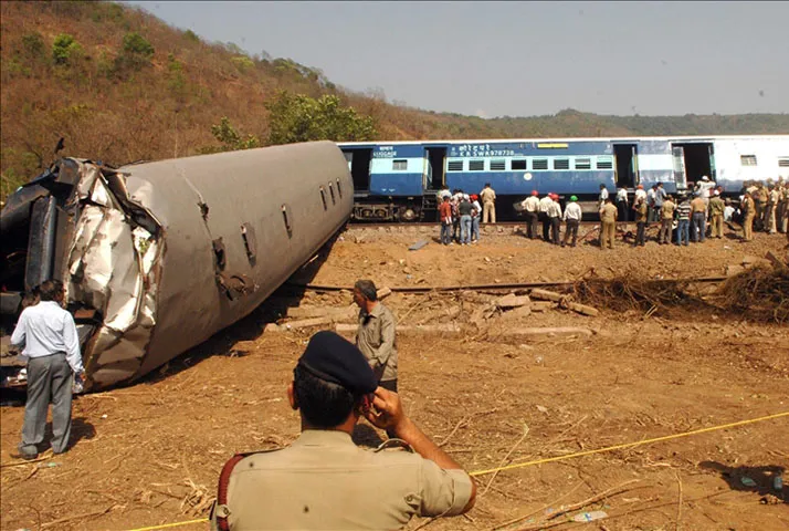 Hindistan'ın Orissa eyaletinde dün meydana gelen tren kazasında ölü sayısı