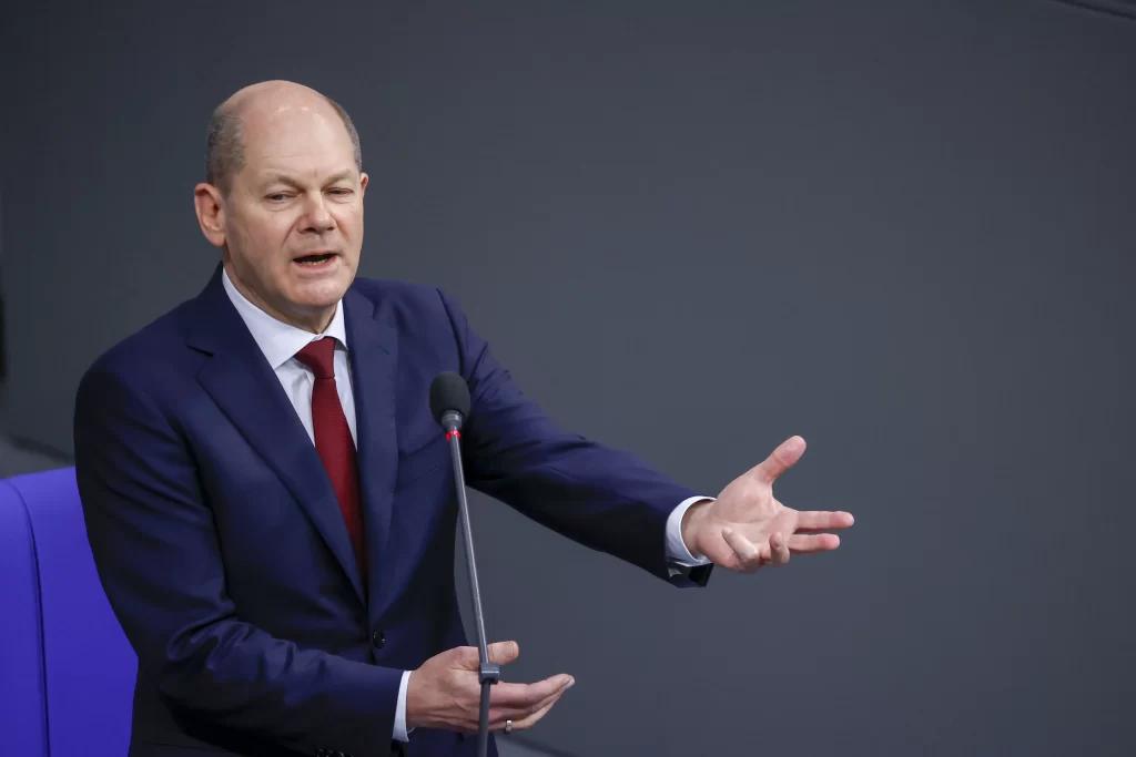 Almanya Başbakanı Scholz: Rusya yönetiminin uluslararası hukuku acımasızca ihlal etmesi acı verici