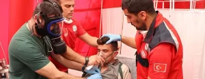 Yunan güvenlik güçlerinin müdahalesinde yaralanan sığınmacılar, İl Sağlık Müdürlüğünün sahra