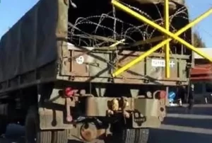 Yunanistan'ın, Edirne'de yaşanan mülteci hareketliliğiyle birlikte Deniz ve Kara sınırlarında