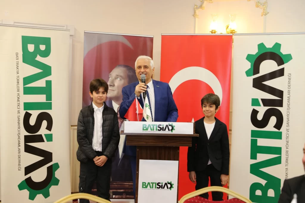 BATISİAD Başkanı Ahmet Er güven tazeledi