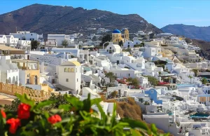 Santorini Adası'nda artan sismik hareketlilik nedeniyle önemli tedbirler alındı.  Yunanistan'ın