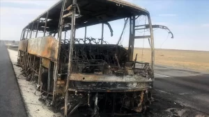 Suudi Arabistan'da umre ziyaretçilerini taşıyan otobüsün karıştığı trafik kazasında 20