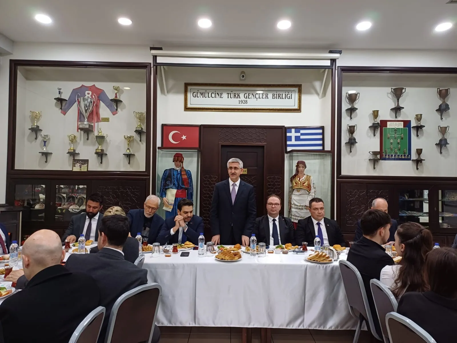 Bakan Yardımcısı Yılmaz ve YTB Başkanı Eren, GTGB sahuruna katıldı