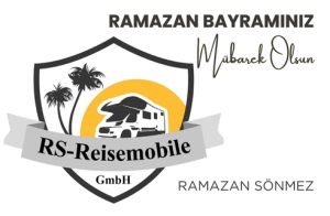 Mavi ve Beyaz Sade Geleneksel Hos Geldin Ramazan Facebook Gonderisi 491 x 321 piksel
