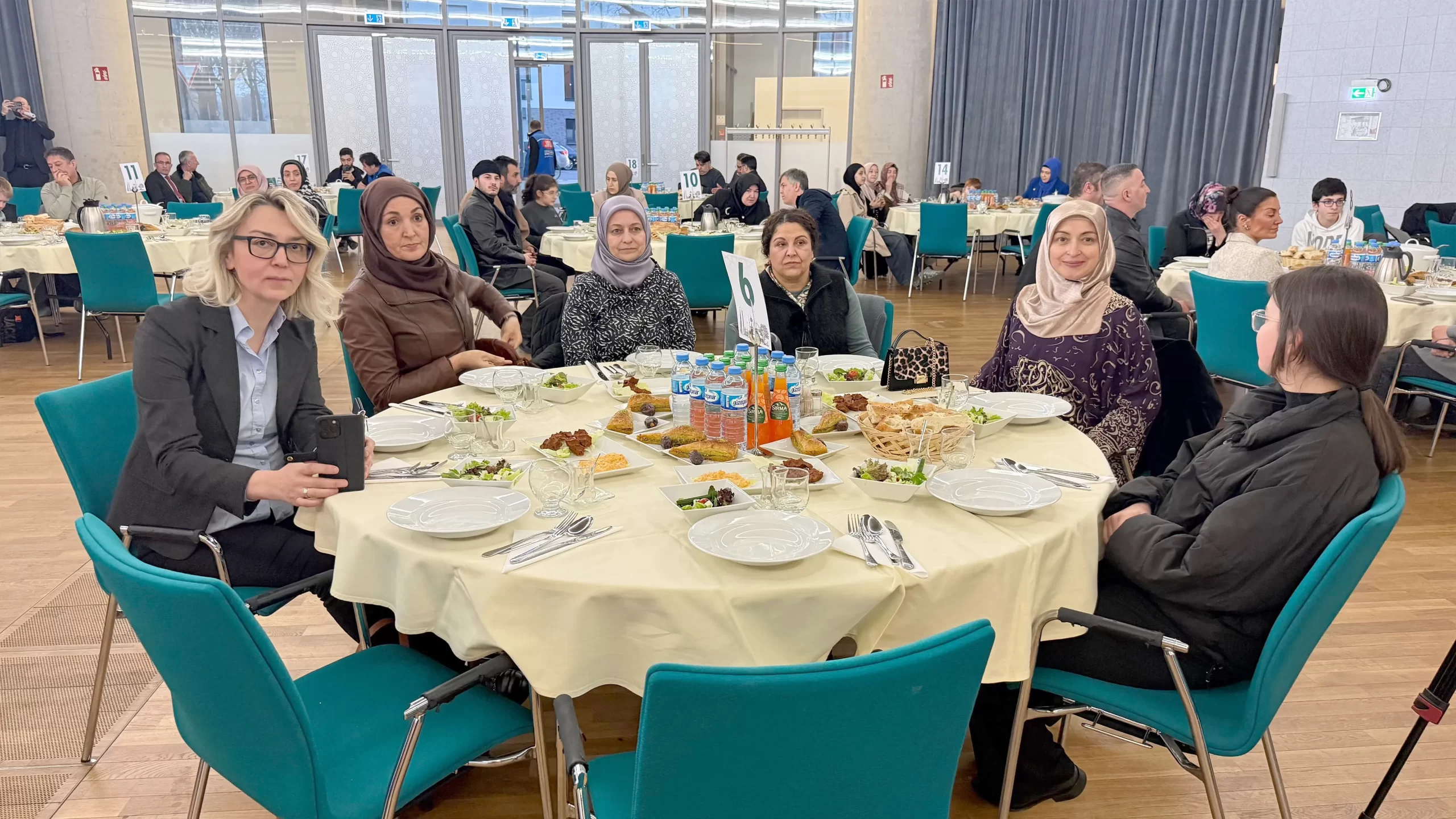 Bakan Yardımcısı Çalışkan: 'Koruyucu aileler, bir çocuğun hayatına sevgi ve güven sunuyor'