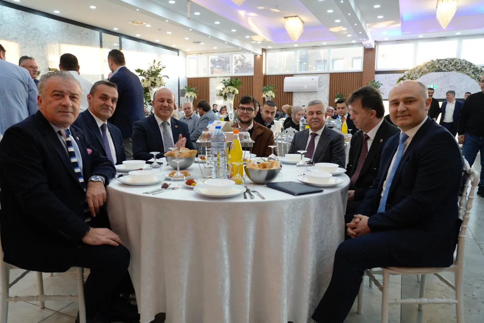 ASİDER’in geleneksel iftar sofrasında birlik ve dayanışma mesajı
