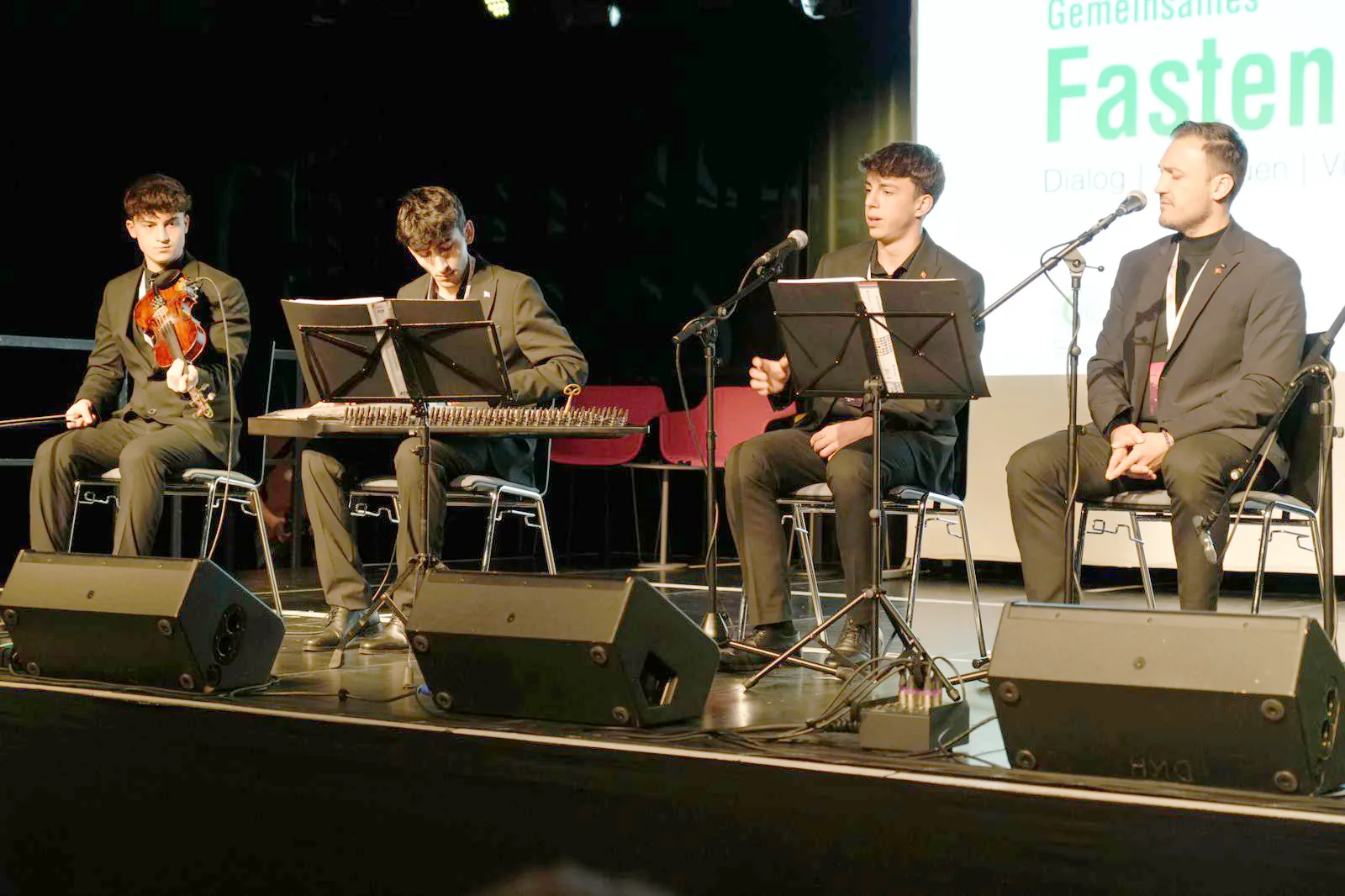 Dortmund’da geniş katılımlı ortak iftar geleneği devam etti