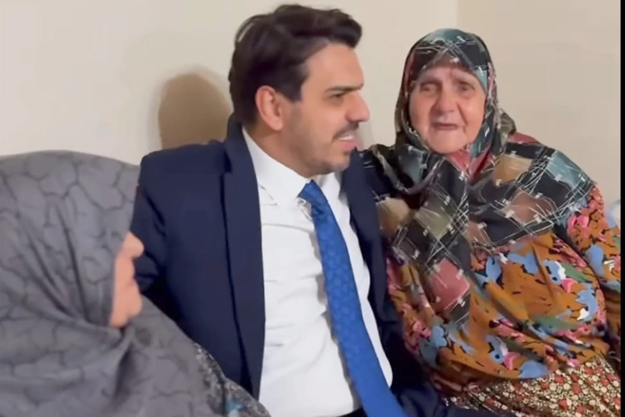 YTB Başkanı Eren, Batı Trakya’daki ailesiyle hasret giderdi