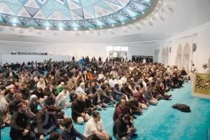 Kur’an-ı Kerim’in indirilmeye başlandığı, sema kapılarının açıldığı, dua ve tövbelerin