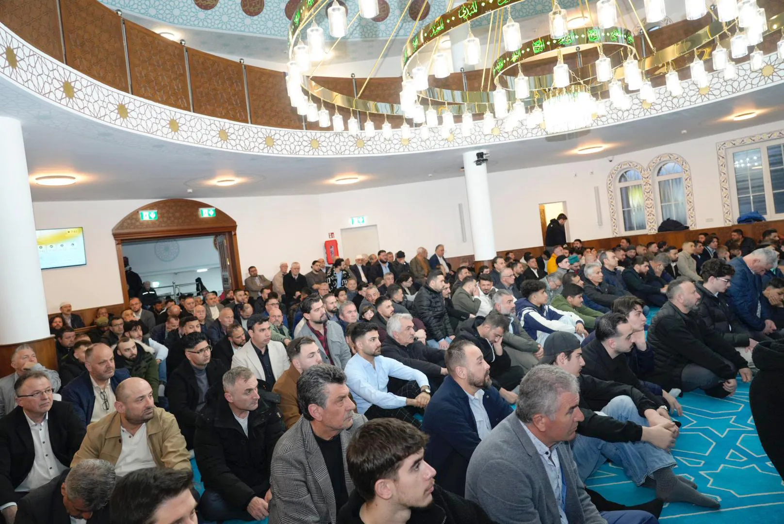 Essen-Katernberg Fatih Camii’de birlik ve beraberlik dolu bayram çoşkusu