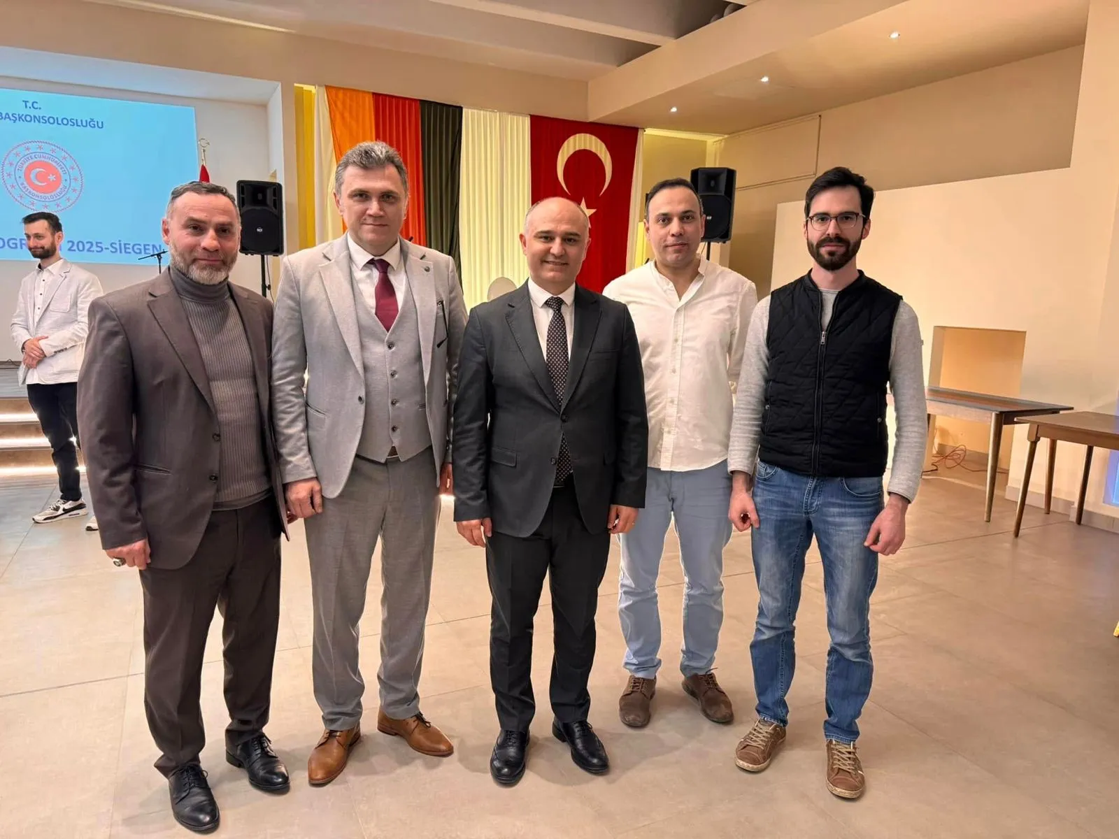 Başkonsolos Aydın, Siegen’deki iftarda Ramazan’ın manevi değerlerini paylaştı