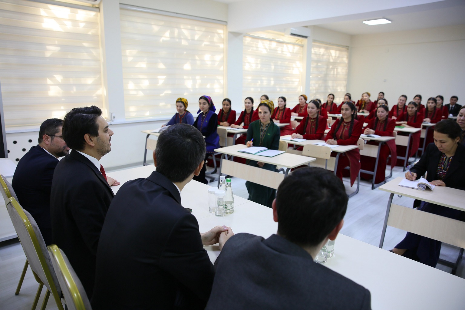 YTB Başkanı Eren: “Kardeşlik köklerden güç alır, Türkiye Bursları ile dünyaya yayılır!”