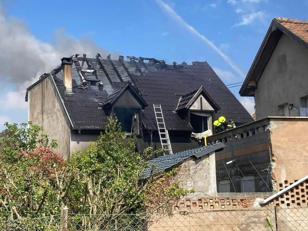 Fransa'da Türk ailenin evinde yangın: Üç kız kardeş hayatını kaybetti