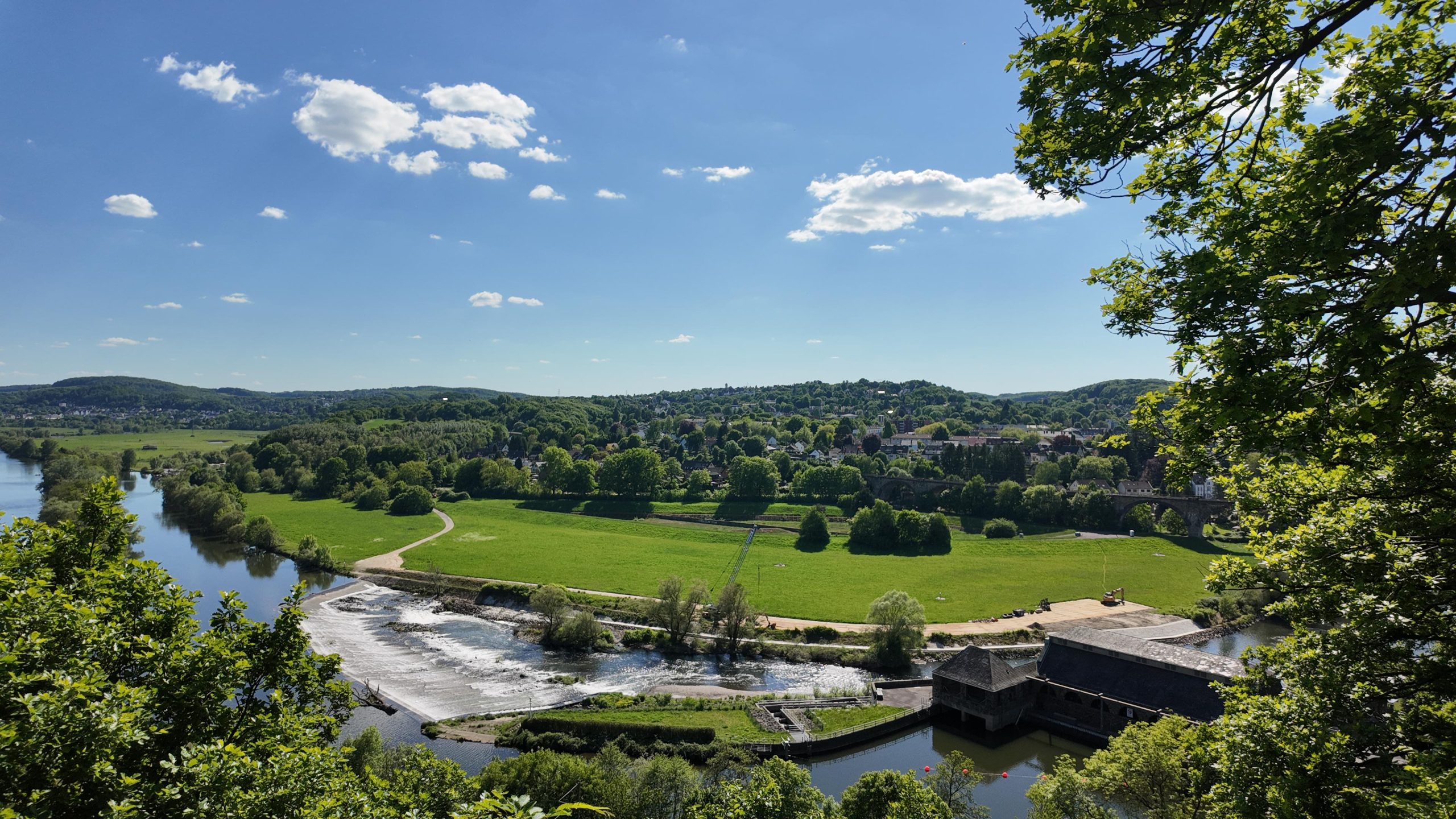 Kemander Gölü Anneler Günü’nde ziyaretçi akınına uğradı