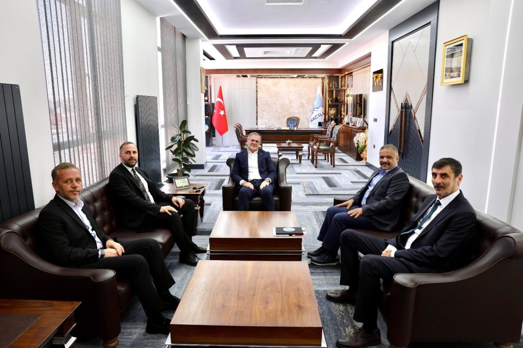 Vali Gökmen Çiçek: “AKİB Avrupa’da Kayseri’yi gururla temsil edecek” 6 akib kayseri ziyaret3