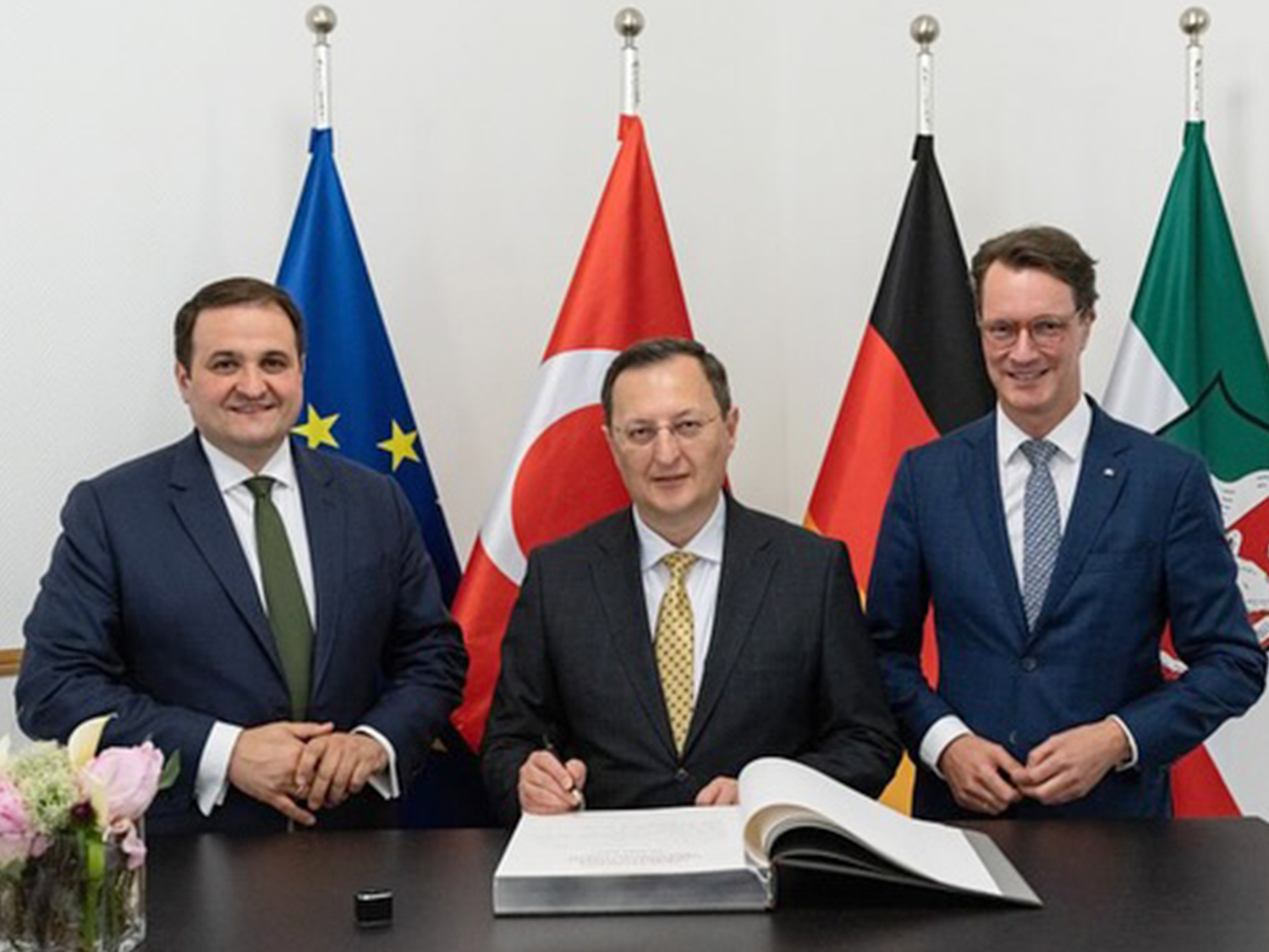 Büyükelçi Turan’dan KRV’de Türkiye-Almanya ilişkilerine anlamlı dokunuş