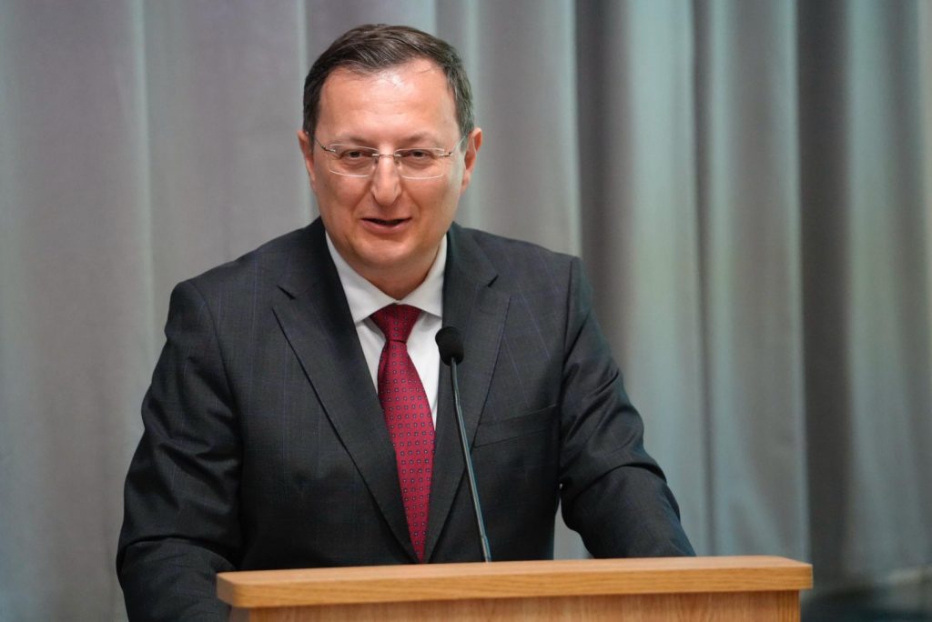 Büyükelçi Turan: “Türk Toplumu Almanya’nın ayrılmaz bir parçası” 12 essen buyukelci turan stk toplanti 20