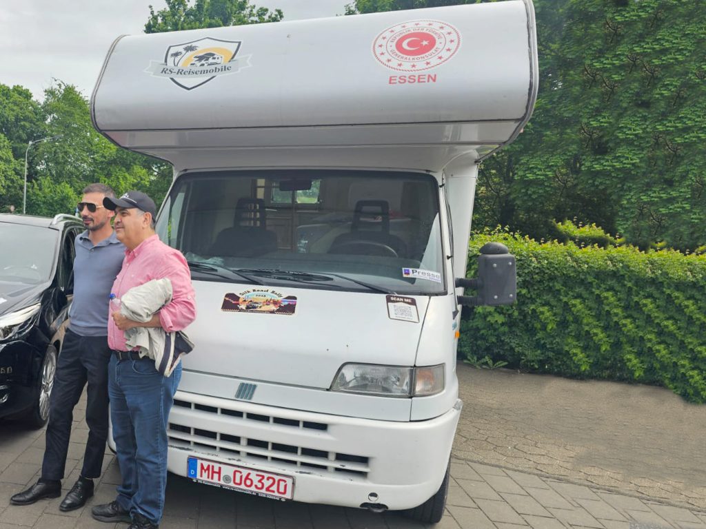 Essen'den Ulan Batur’a 15 bin kilometrelik ralli için start verildi 7 ipek yolu ralli 7