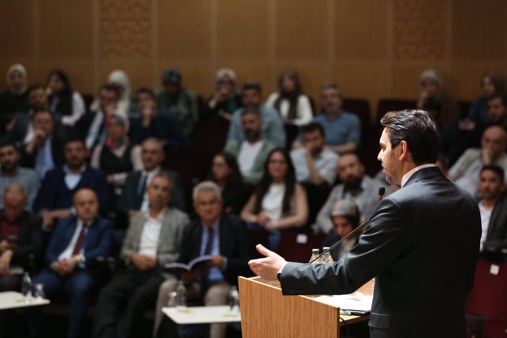 SETA’dan Uluslararası Öğrenciler Raporu: "Türkiye küresel çekim merkezi" 9 seta ytb3