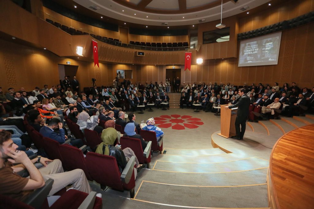 SETA’dan Uluslararası Öğrenciler Raporu: "Türkiye küresel çekim merkezi" 11 seta ytb4