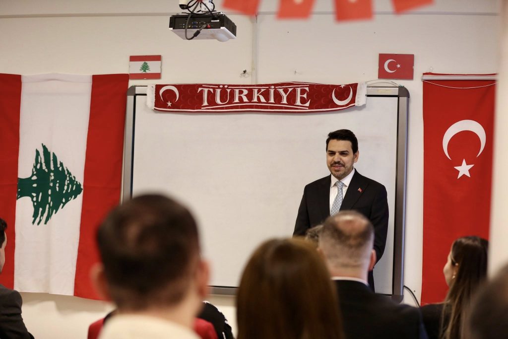 YTB Başkanı Eren: "Türkiye Mezunları Lübnan’ın kalkınmasına katkı sağlayacak" 10 ytb lubnan bulusma 3