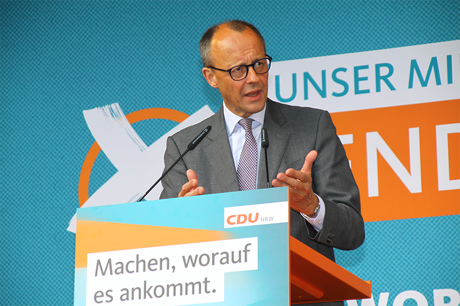 Almanya Başbakanı Friedrich Merz, ABD Başkanı Donald Trump’ın Avrupa Birliği’ne