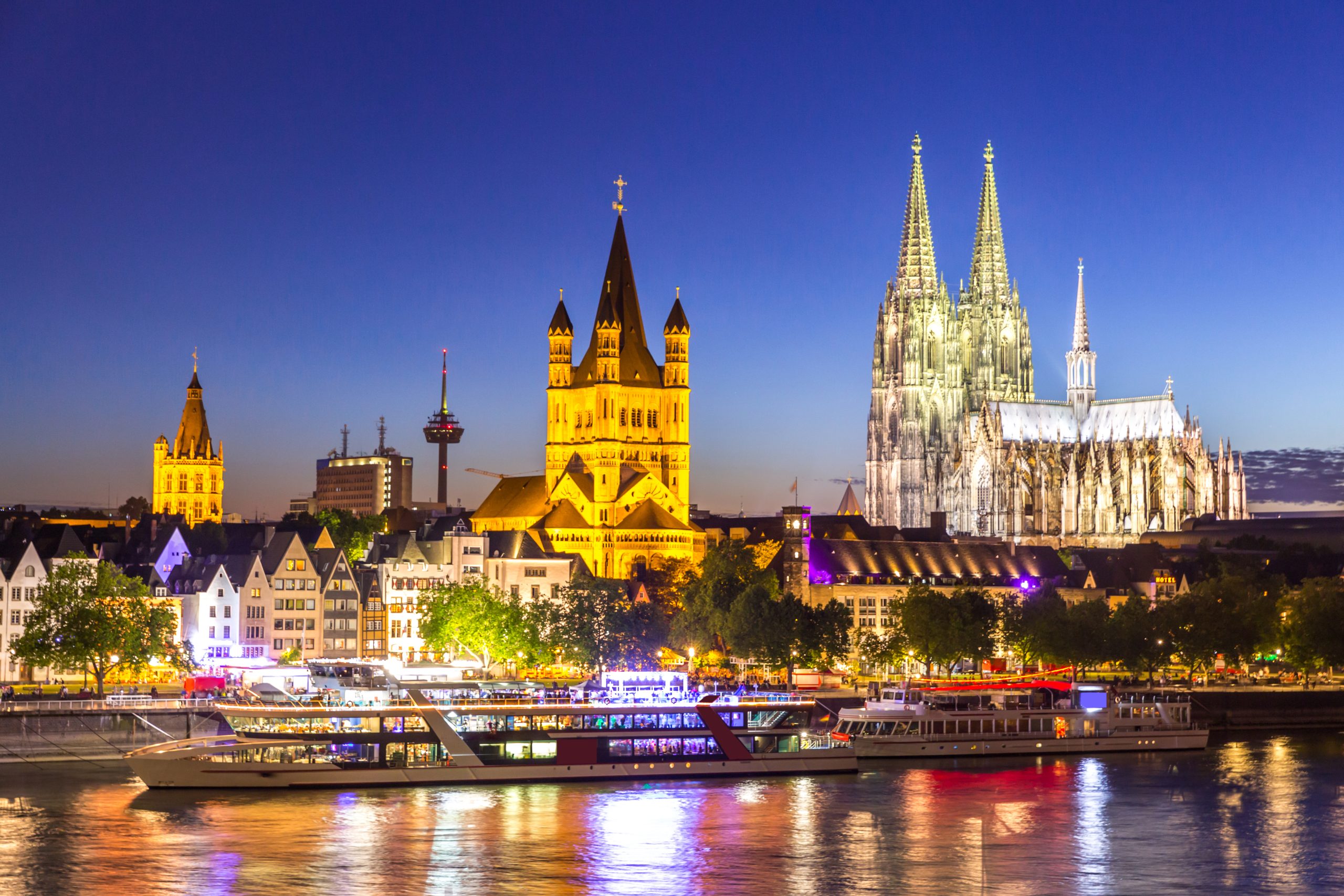 Köln Katedrali, Almanya’nın Köln kentinde yer alan, sadece ülkenin değil,