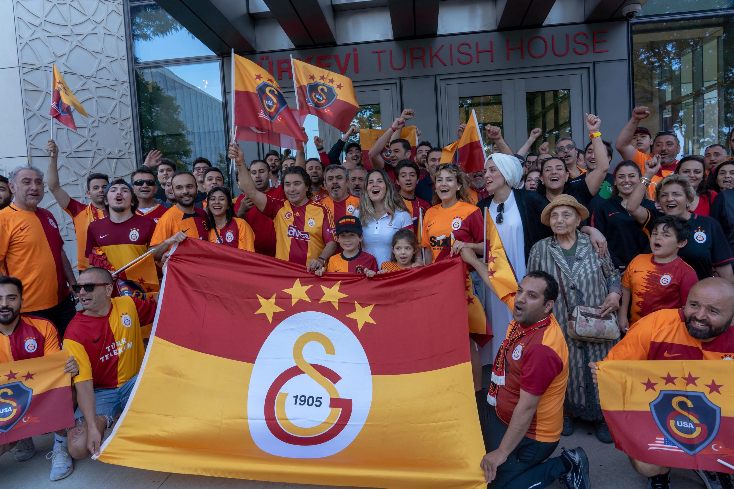 Galatasaray, yeni sezon hazırlıkları kapsamında RAMS Park’ta Fransız temsilcisi RC