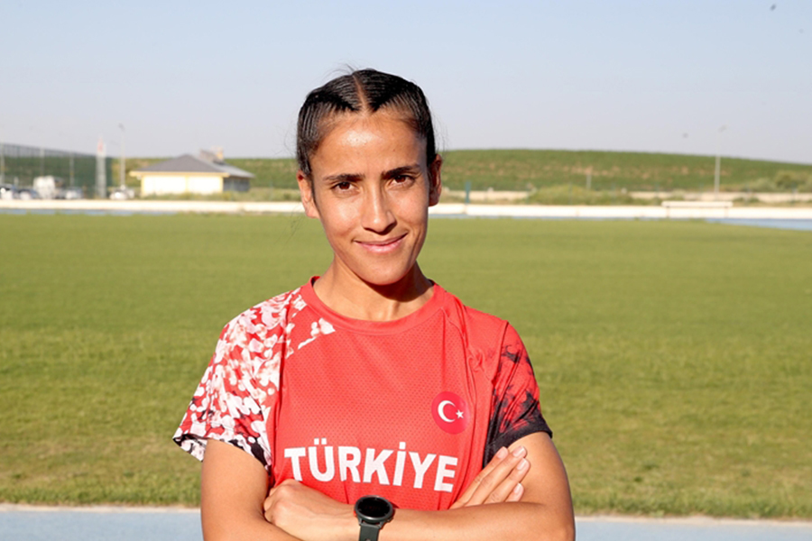 Milli atlet Derya Kunur, bu yıl Yunanistan, Japonya ve Suudi Arabistan‘da